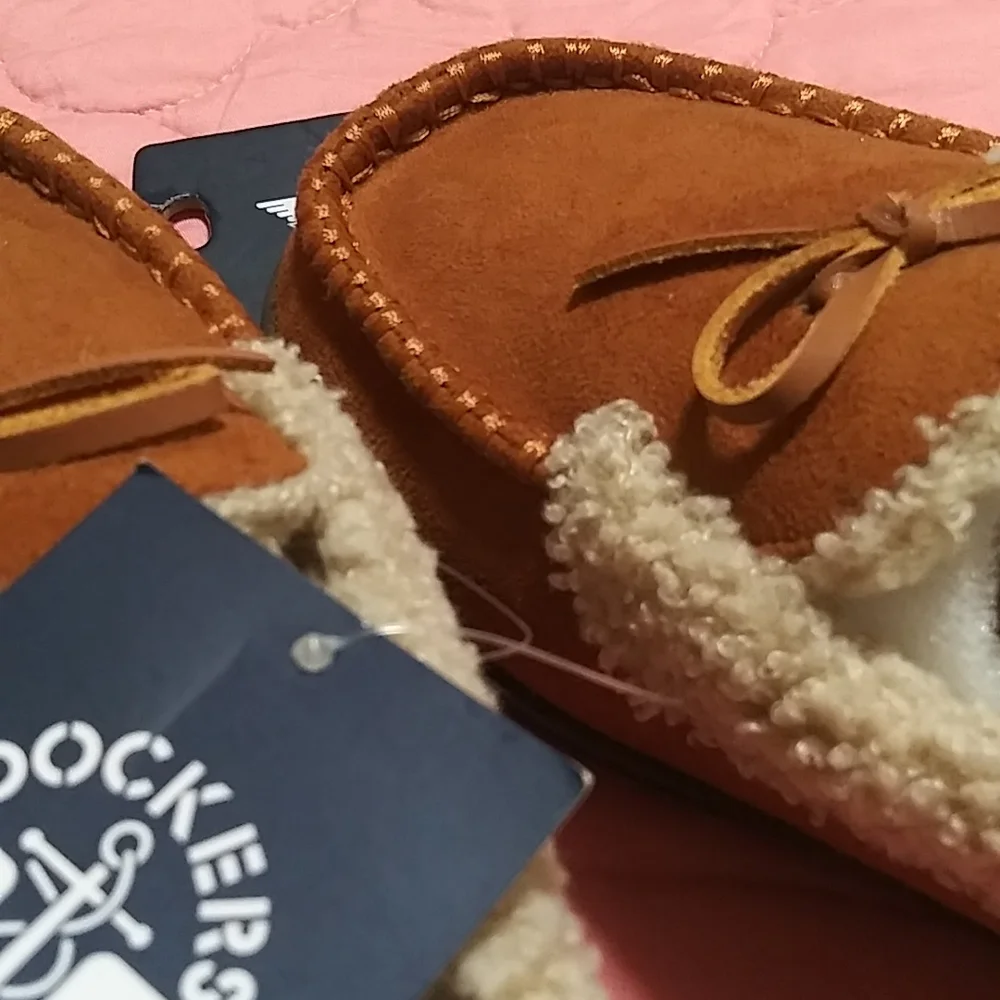 New Dockers slippers.